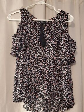 a.n.a Black Floral Ruffle Cold-Shoulder Blouse